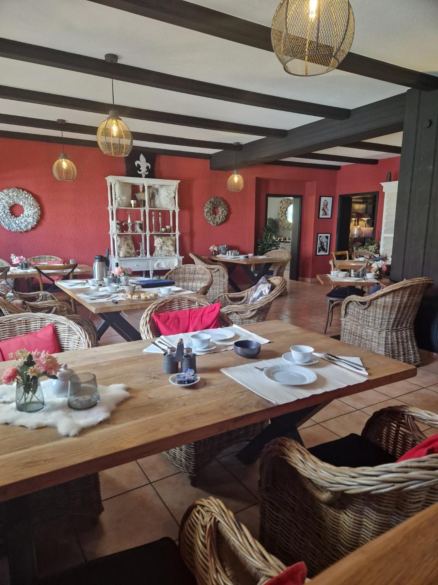 Hildebrandts Landhotel Klettbach ภายนอก รูปภาพ