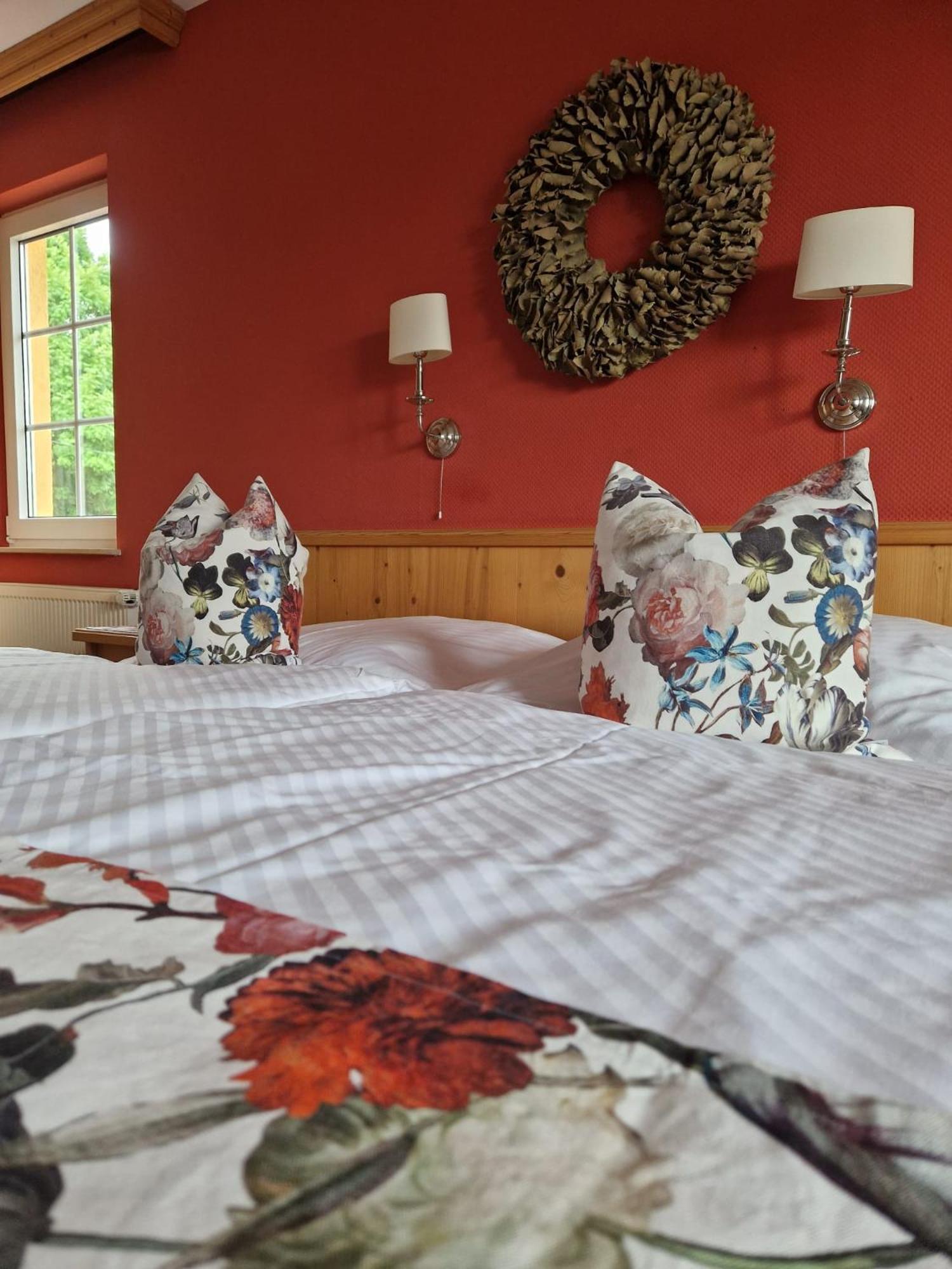 Hildebrandts Landhotel Klettbach ภายนอก รูปภาพ