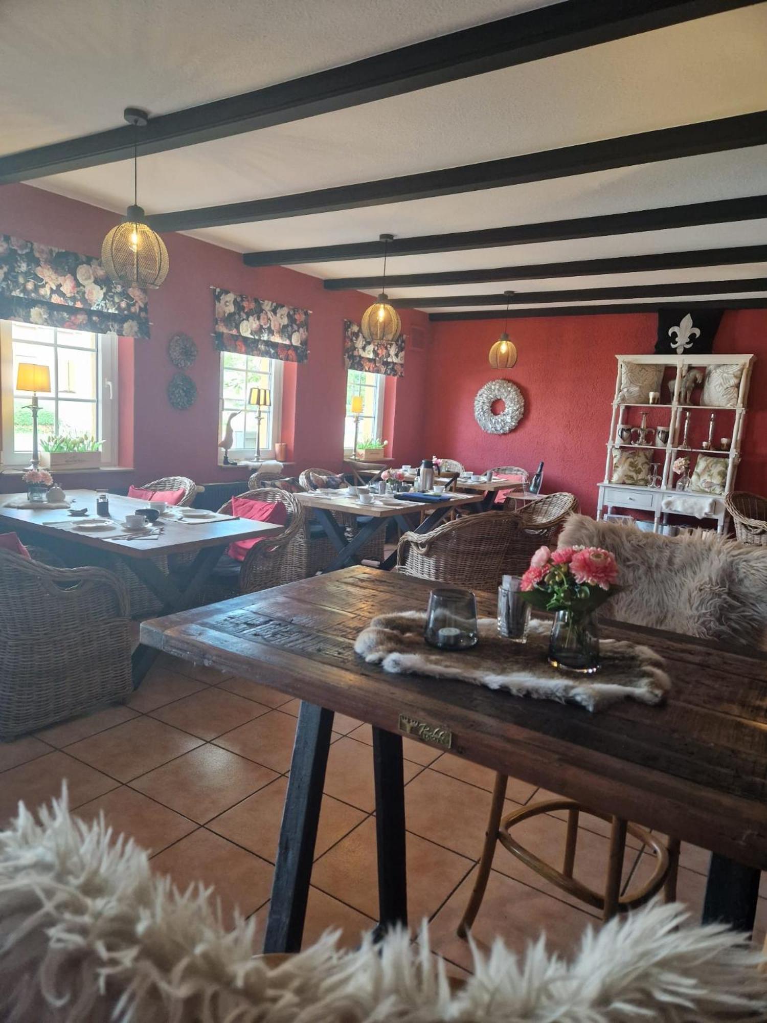 Hildebrandts Landhotel Klettbach ภายนอก รูปภาพ